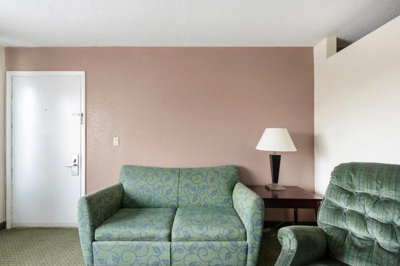 Econo Lodge Kannapolis Luaran gambar