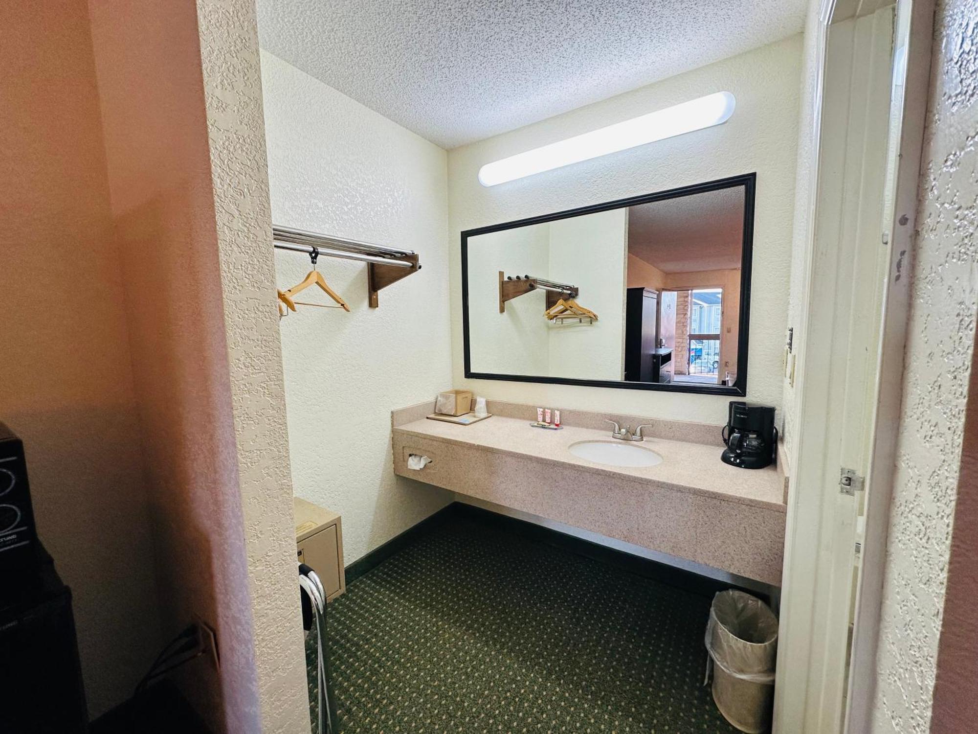Econo Lodge Kannapolis Luaran gambar