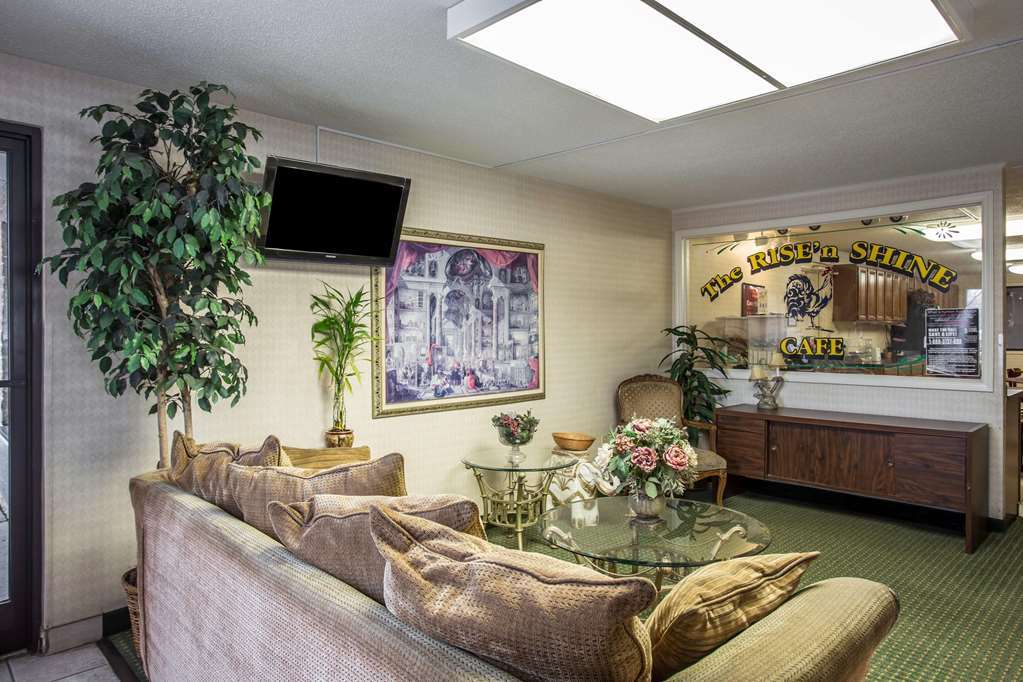 Econo Lodge Kannapolis Dalaman gambar