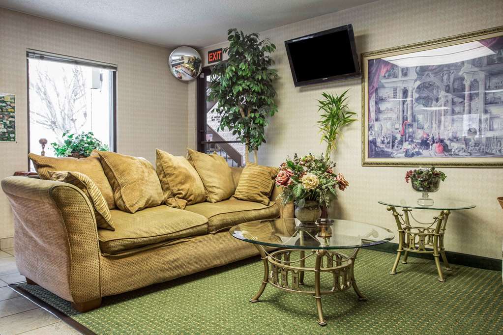 Econo Lodge Kannapolis Dalaman gambar